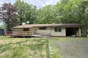 10 Cedar Ln, Penn Forrest, PA 18210 - Photo 2