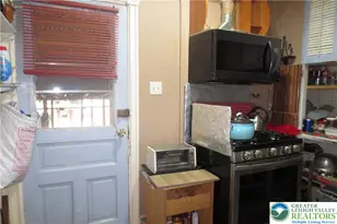 451 N 4th St, Allentown City, PA 18102 - Photo 10