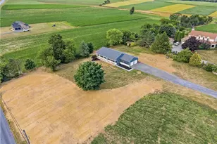 8137 Bausch Rd, New Tripoli, PA 18066 - Photo 4