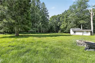 2882 Locust Ridge Rd, Tobyhanna Twp, PA 18347 - Photo 12