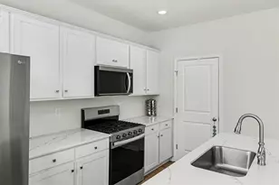 321 Knollwood Dr, Easton, PA 18040 - Photo 8