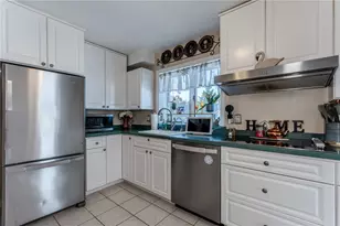557 Ellen St, Hellertown Boro, PA 18055 - Photo 6