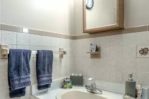 557 Ellen St, Hellertown Boro, PA 18055 - Photo 18