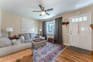 557 Ellen St, Hellertown Boro, PA 18055 - Photo 2