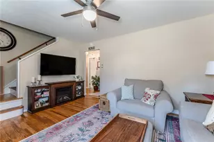 557 Ellen St, Hellertown Boro, PA 18055 - Photo 4