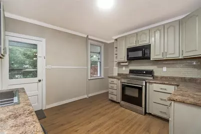 341 W Ridge Street, Lansford, PA 18232 - Photo 12