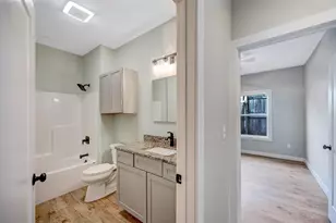 525 Harrison Ave, Scranton City, PA 18510 - Photo 8