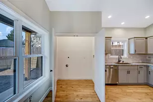 525 Harrison Ave, Scranton City, PA 18510 - Photo 36