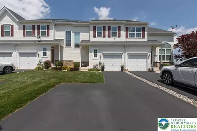 991 King Way, Upper Macungie Township, PA 18031 - Photo 2