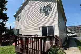 127 Pine St, Nazareth, PA 18064 - Photo 2