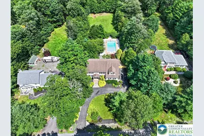121 Chatham Hill Road, Stroudsburg, PA 18360 - Photo 2