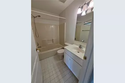 325 Oxford Place #325, Macungie Boro, PA 18062 - Photo 8