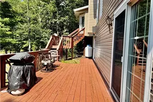 555 Eagle Dr, Middle Smithfield, PA 18302 - Photo 18