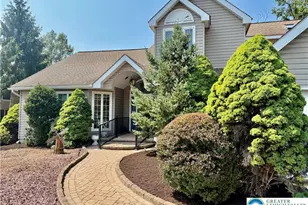 555 Eagle Dr, Middle Smithfield, PA 18302 - Photo 4