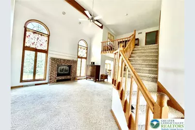 555 Eagle Drive, Middle Smithfield, PA 18302 - Photo 12
