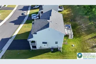 5044 Bellflower Drive, North Whitehall Township, PA 18078 - Photo 12