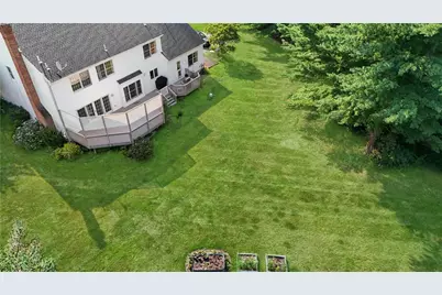 8348 Pheasant Run, Upper Macungie Township, PA 18051 - Photo 14