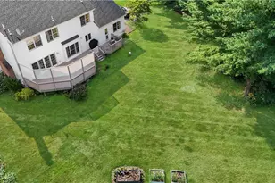 8348 Pheasant Run, Upper Macungie Township, PA 18051 - Photo 14