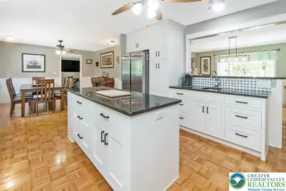 1553 Surrey Road, Lower Saucon Township, PA 18015 - Photo 6