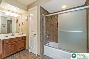 1553 Surrey Rd, Bethlehem City, PA 18015 - Photo 48