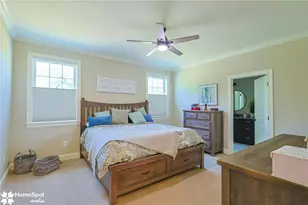 4518 Old Saucon Rd, Bethlehem City, PA 18015 - Photo 12