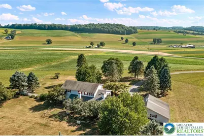 4563 Stony Ridge Road, Weisenberg Township, PA 18066 - Photo 2