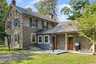 1067 W Thatcher Rd, Haycock Twp, PA 18951 - Photo 2