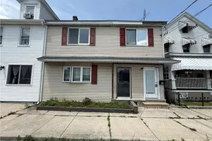 46 E Hazard St, Summit Hill, PA 18250 - Photo 1