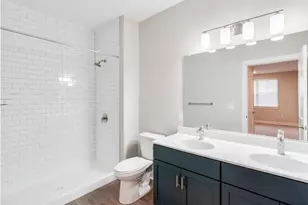 2295 Lafayette Park, Forks, PA 18040 - Photo 4