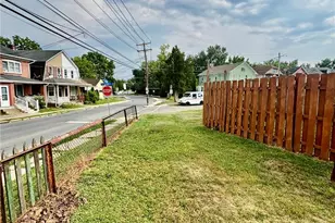 2404 Victor St, Easton, PA 18042 - Photo 4