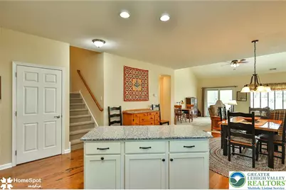 2615 Union Court, Hanover Twp, PA 18017 - Photo 12