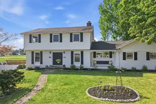 3146 Club Dr, Allentown City, PA 18103 - Photo 4