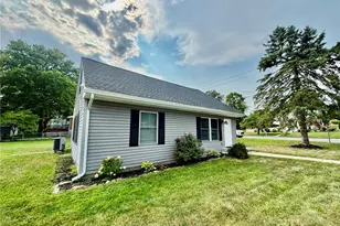 1001 S Greenwood Ave, Easton, PA 18045 - Photo 2