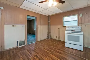 244 S Main St, Bangor, PA 18013 - Photo 14