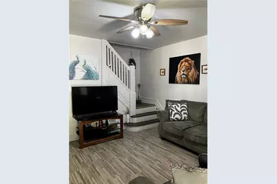 10 S Brook Street, Allentown City, PA 18109 - Photo 2