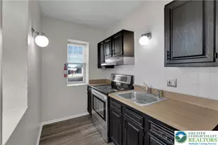 439 W Walnut St, Allentown City, PA 18102 - Photo 4