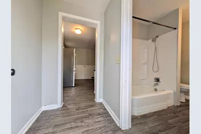1083 Main Street #1st Floor, Hellertown, PA 18055 - Photo 4