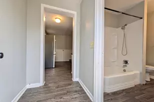 1083 Main St, Hellertown, PA 18055 - Photo 4