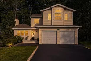 113 St Regis Walk, Coolbaugh Twp, PA 18466 - Photo 2