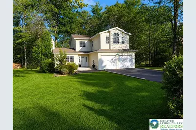 113 St Regis Walk, Coolbaugh Twp, PA 18466 - Photo 6