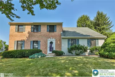 142 Aspen Drive, Upper Macungie Township, PA 18104 - Photo 2