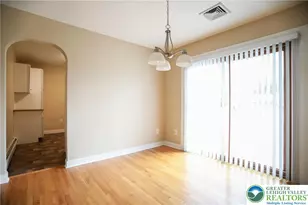632 W Greenleaf St, Emmaus Boro, PA 18049 - Photo 12