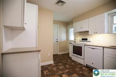 632 W Greenleaf Street, Emmaus Boro, PA 18049 - Photo 6