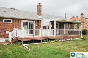 632 W Greenleaf St, Emmaus Boro, PA 18049 - Photo 2