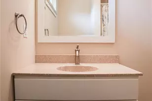 632 W Greenleaf St, Emmaus Boro, PA 18049 - Photo 16