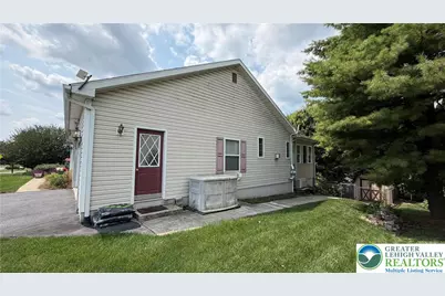 181 Rose Inn Avenue, Upper Nazareth, PA 18064 - Photo 12