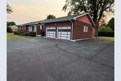 2662 Community Drive, Moore Township, PA 18014 - Photo 2
