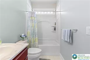 6722 American Way, Hanover Twp, PA 18017 - Photo 28