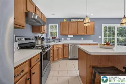 4130 Redbud Drive E, Whitehall Township, PA 18052 - Photo 14
