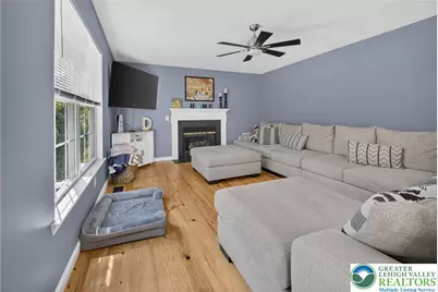 4130 Redbud Drive E, Whitehall Township, PA 18052 - Photo 8